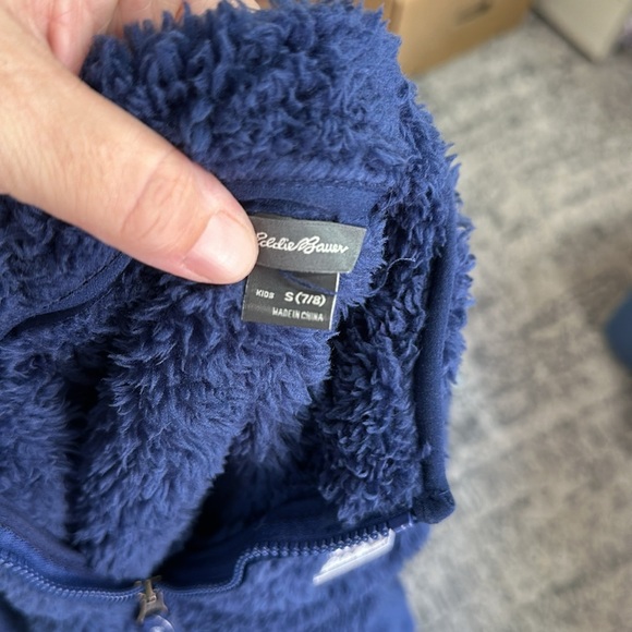 Eddie Bauer nwt blanket sweater - Picture 2 of 2